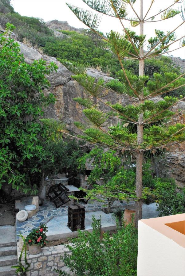Eutuxia Sea&Mountain Apartment - Tsoutsouros Exterior photo